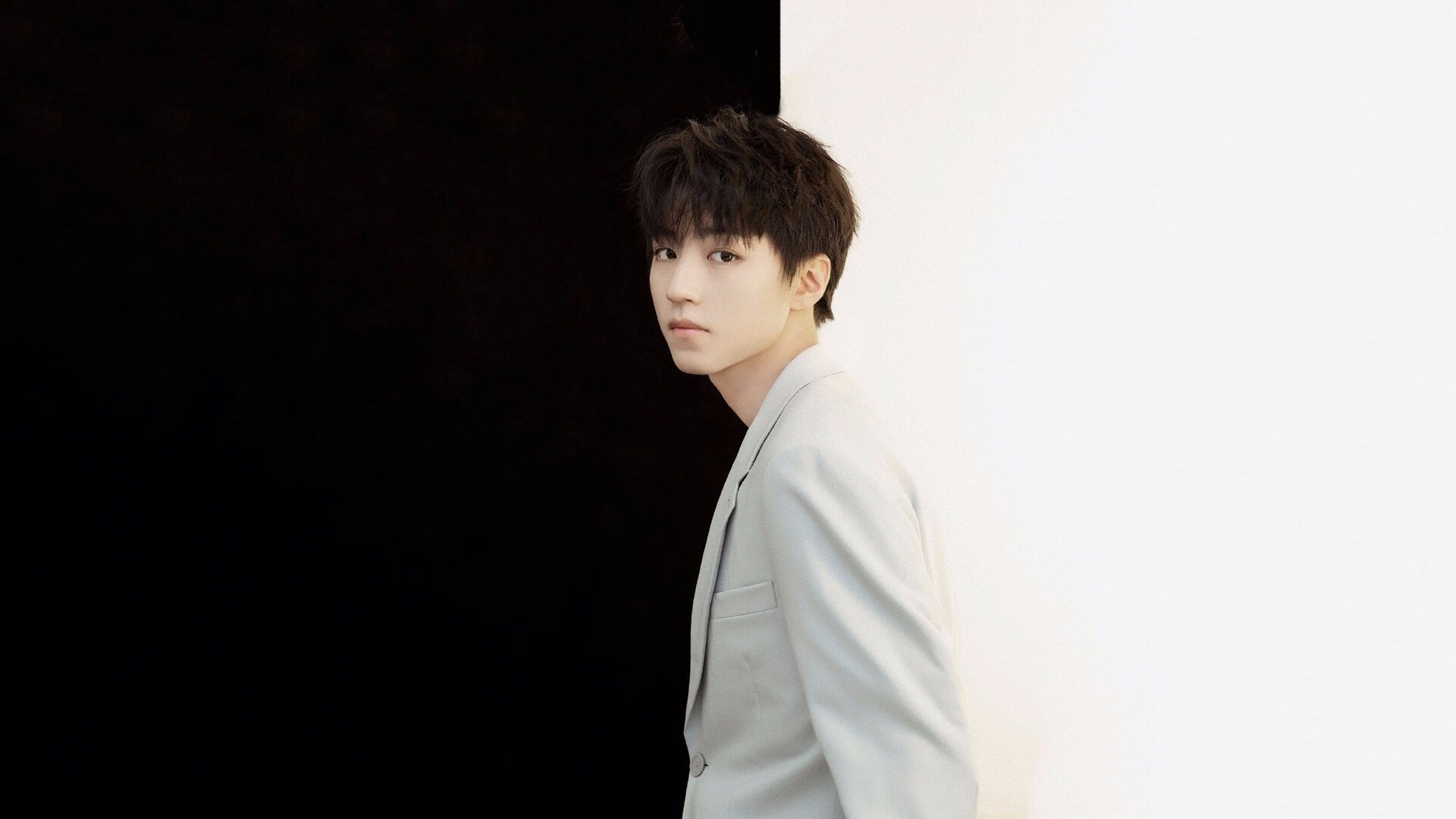 乐鱼app-切尔西战术纪律严明，球员执行力强，切尔西是什么阵型