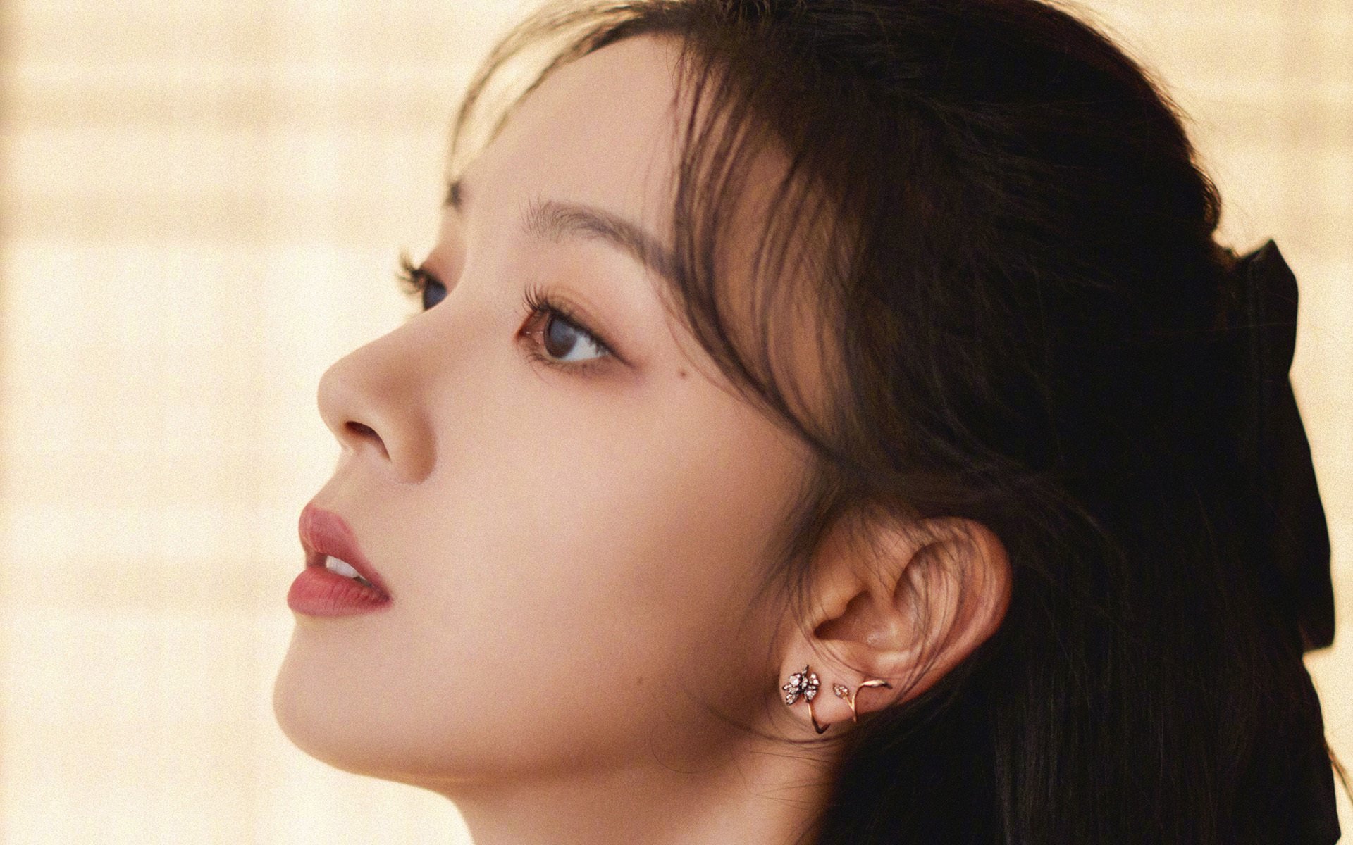 乐鱼官方登录入口-拉齐奥强化右路通道形成配合支点