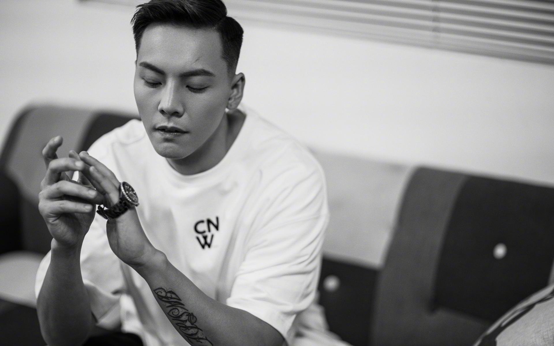 LEYU乐鱼体育官方网站-运动科技智能设备引领训练革新，智能化体育运动设备