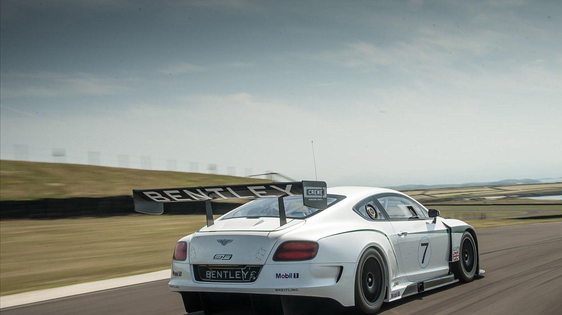 乐鱼体育APP官方下载-新西兰全黑队的世界级球员引领橄榄球锦标赛的潮流，新西兰橄榄球队名单