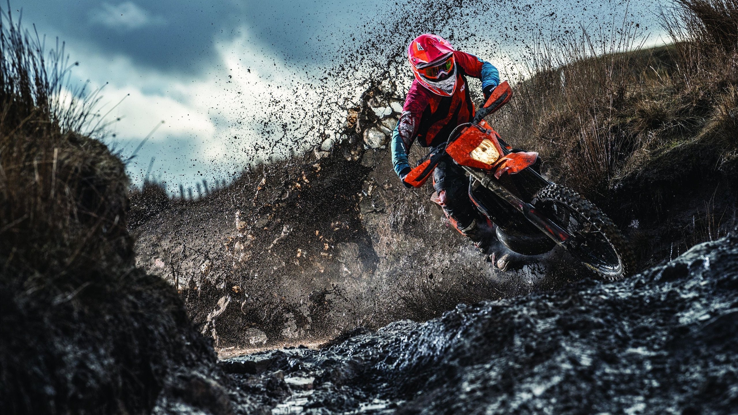 《PUBGMobile》正式启动“无限挑战”赛季,奖励丰富吸引百万玩家